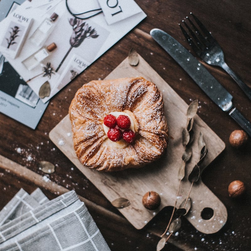 knife and cutting board